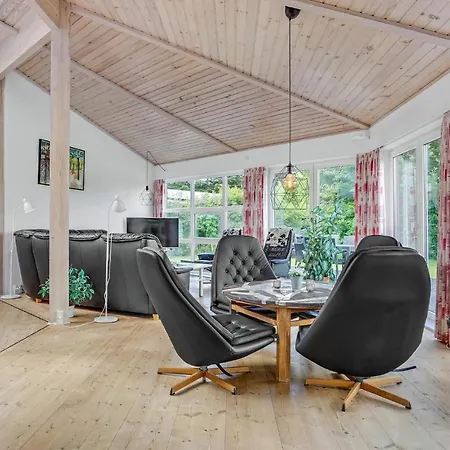 4 Person In Ebeltoft-by Traum אבלטופט