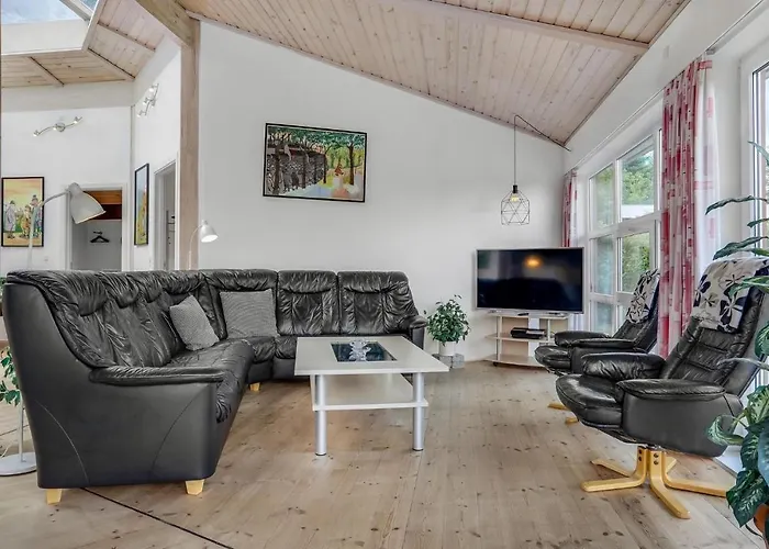 Holiday home 4 Person In Ebeltoft-by Traum